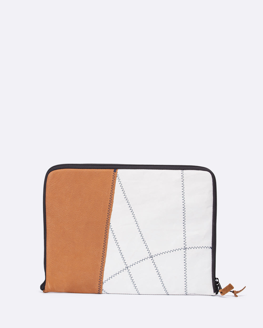 Laptophülle "MacBook 13 Zoll" by 727 Sailbags / Segeltuch weiß / Leder