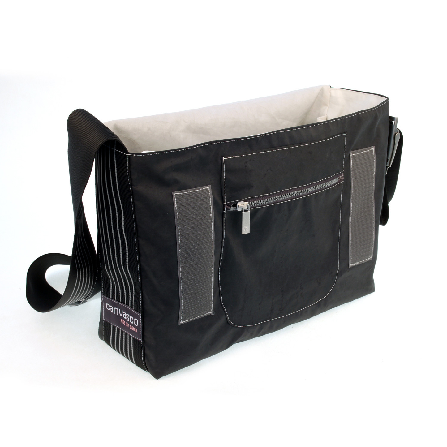 Umhängetasche CANVASCO "Urban" / Segeltuch schwarz / Gurt schwarz-weiß / Motiv 3 rot