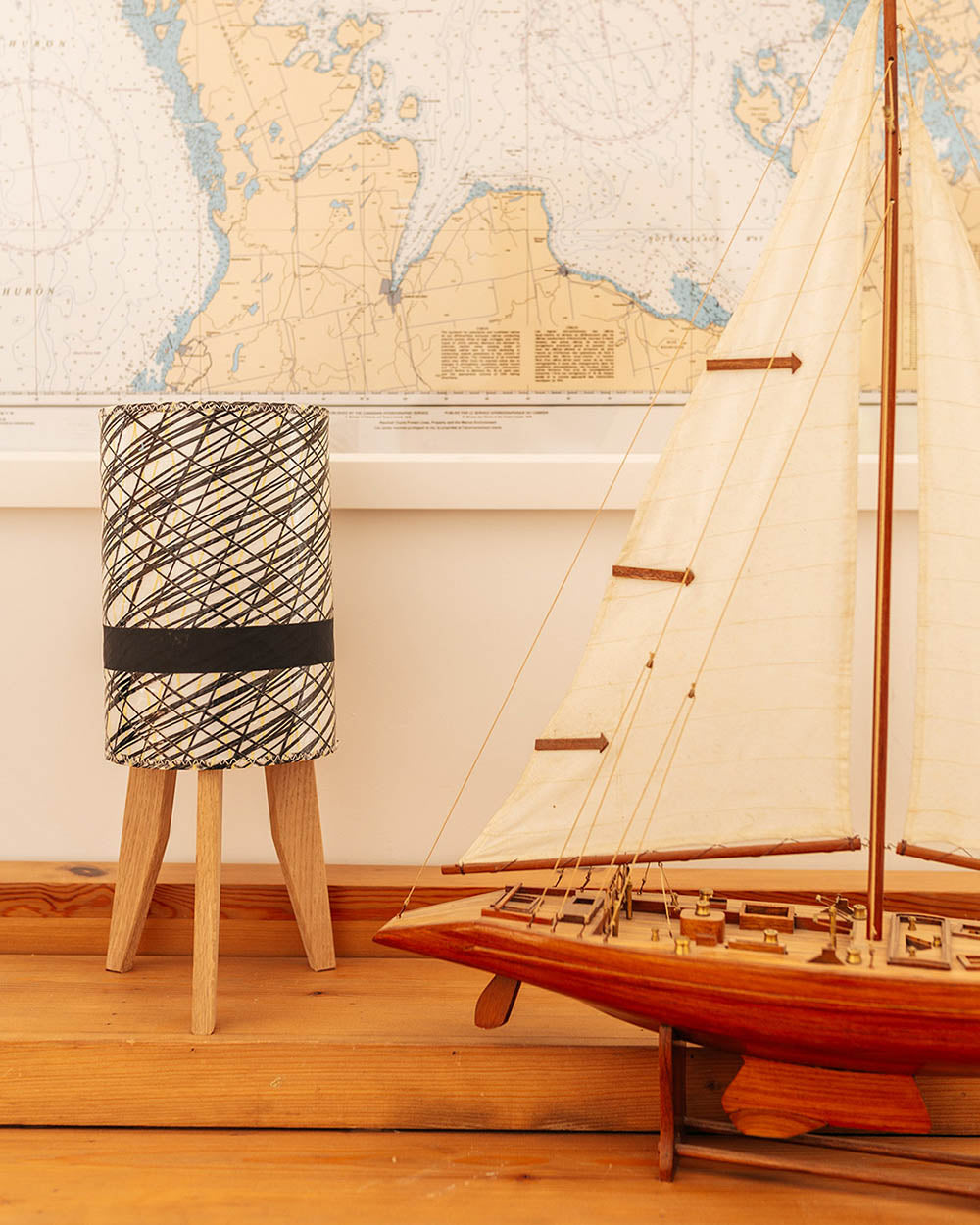 Kleine Säulenlampe by 727 Sailbags / Segeltuch schwarz weiß