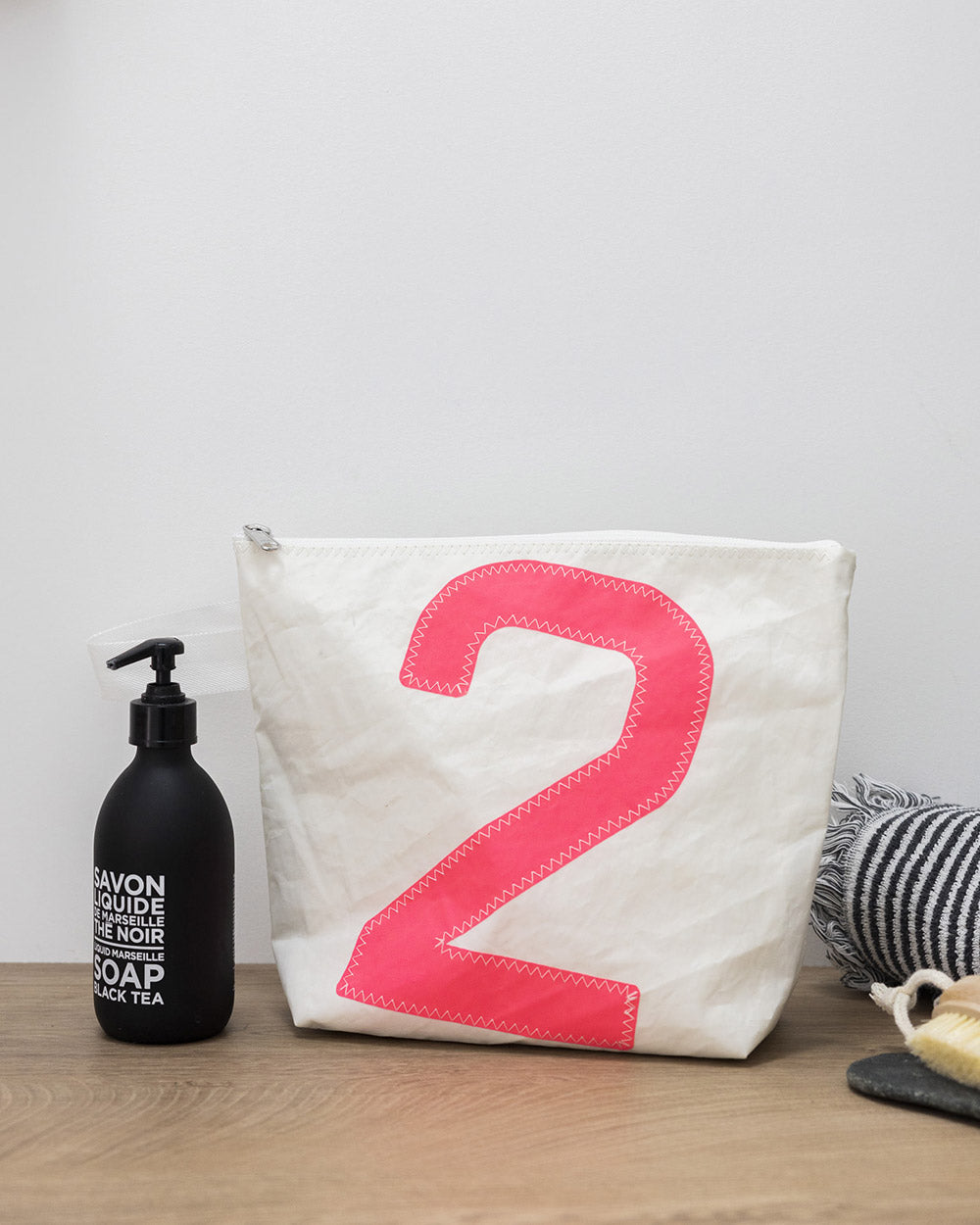 Kosmetiktasche "Classique" by 727 Sailbags / Segeltuch weiß / Motiv 2 pink