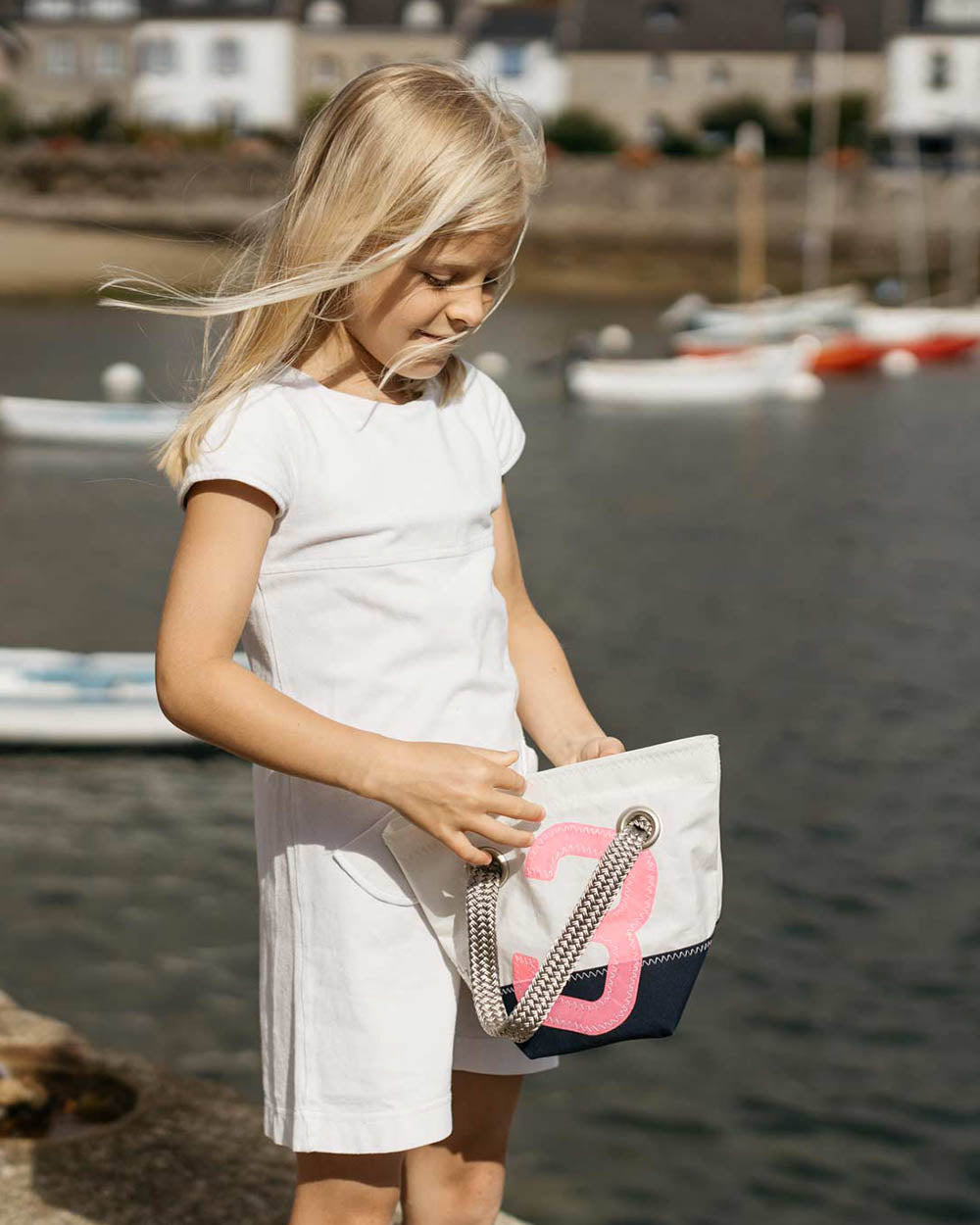Kindertasche "Legende Mini" by 727 Sailbags / Segeltuch weiß / Boden blau / Motiv 3 pink