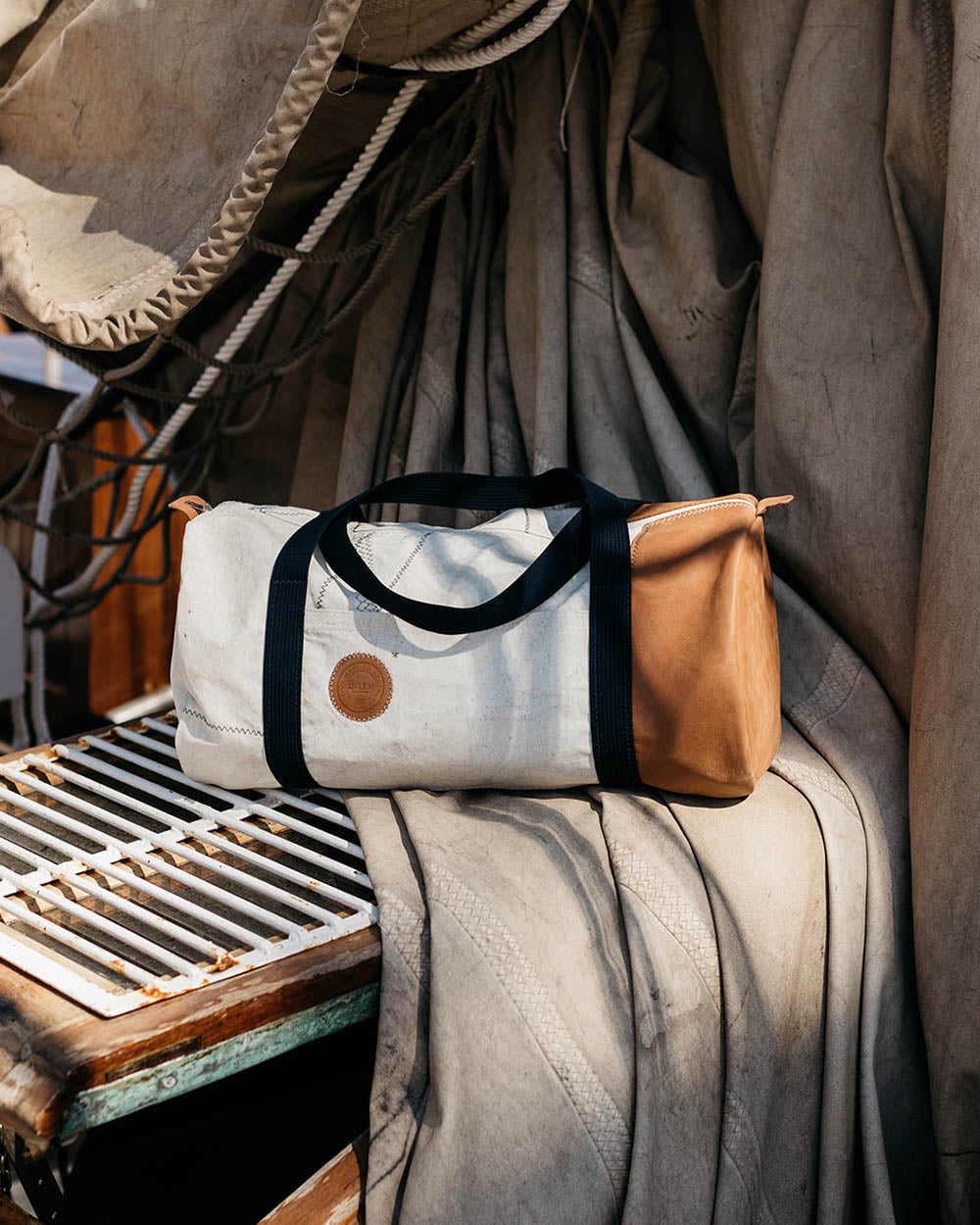 Reisetasche "Onshore" by 727 Sailbags / Segeltuch Belem / Leder