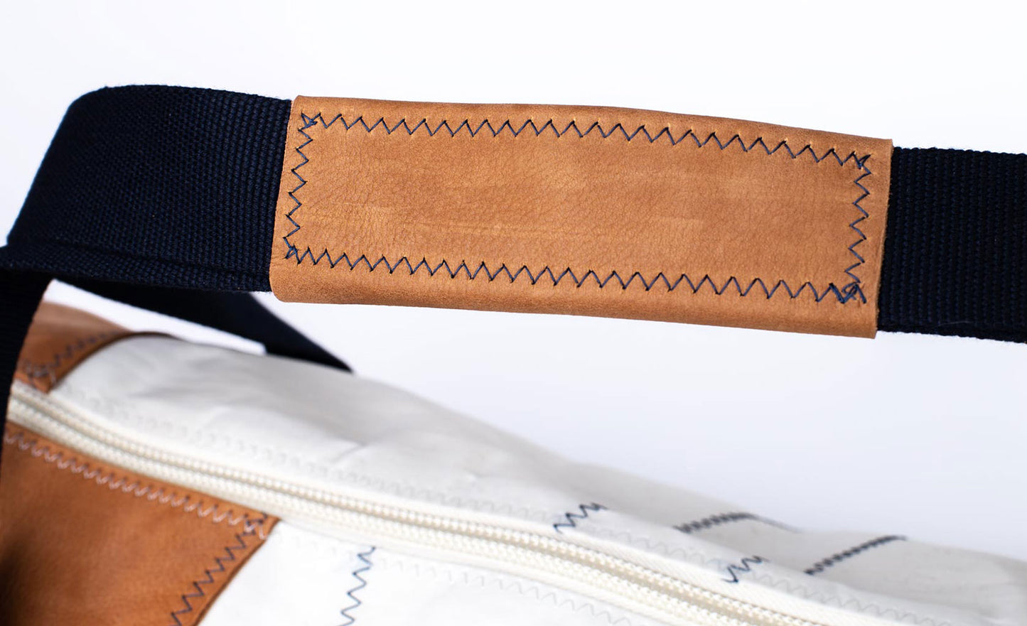 Reisetasche "Onshore" by 727 Sailbags / Segeltuch Belem / Leder