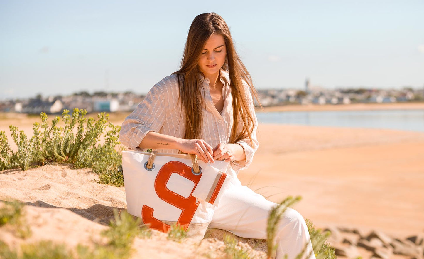 Geldbörse Geldbeutel "Pocket" by 727 Sailbags / Segeltuch weiß / Leder rot / Leinen