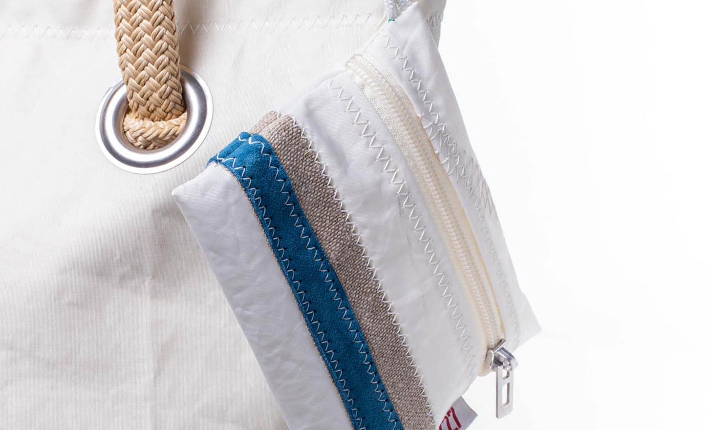 Geldbörse Geldbeutel "Pocket" by 727 Sailbags / Segeltuch weiß / Leder blau / Leinen