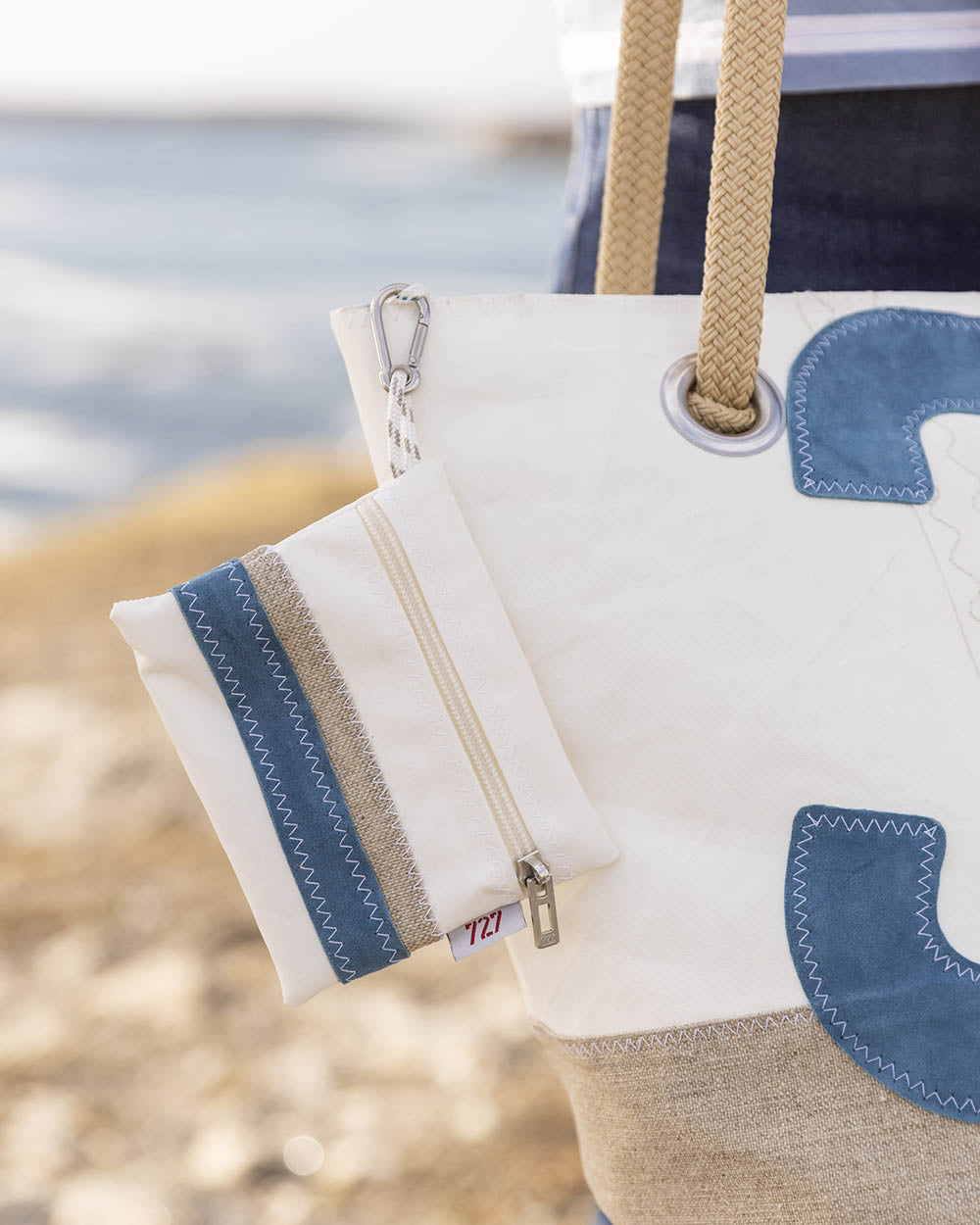 Geldbörse Geldbeutel "Pocket" by 727 Sailbags / Segeltuch weiß / Leder blau / Leinen