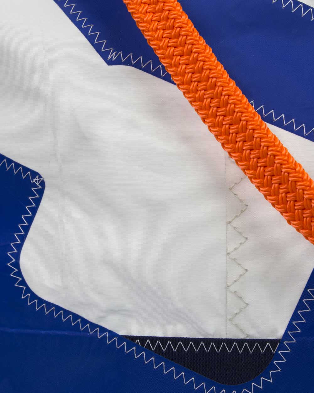 Damen Reisetasche "Carla" by 727 Sailbags / Segeltuch weiß / Boden navy / Motiv 5 blau