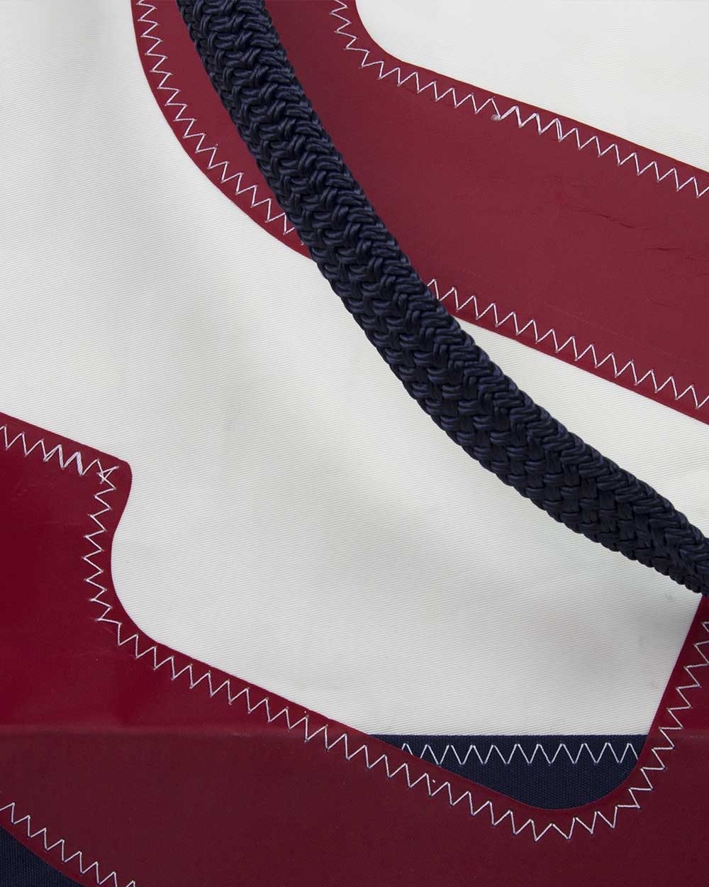 Damen Reisetasche "Carla" by 727 Sailbags / Segeltuch weiß / Boden navy / Motiv 9 rot
