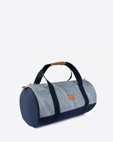 Reisetasche "Polochon" by 727 Sailbags / Segeltuch grau / Boden navy