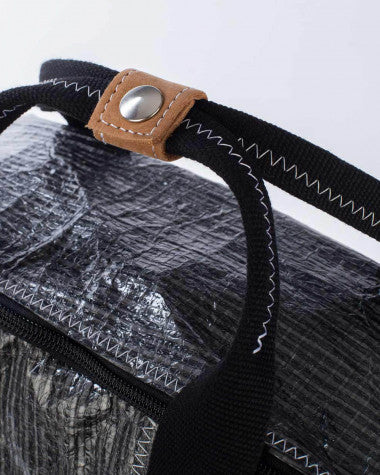 Rucksack "Wally" by 727 Sailbags / Segeltuch weiß schwarz / Boden schwarz