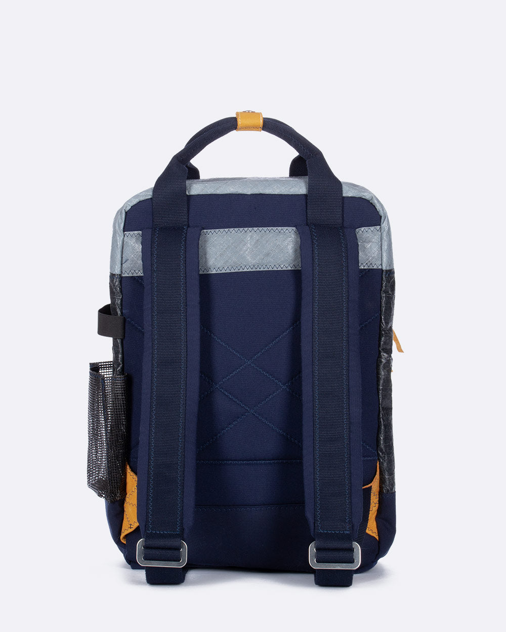Rucksack "Wally" by 727 Sailbags / Segeltuch schwarz grau / Boden navy