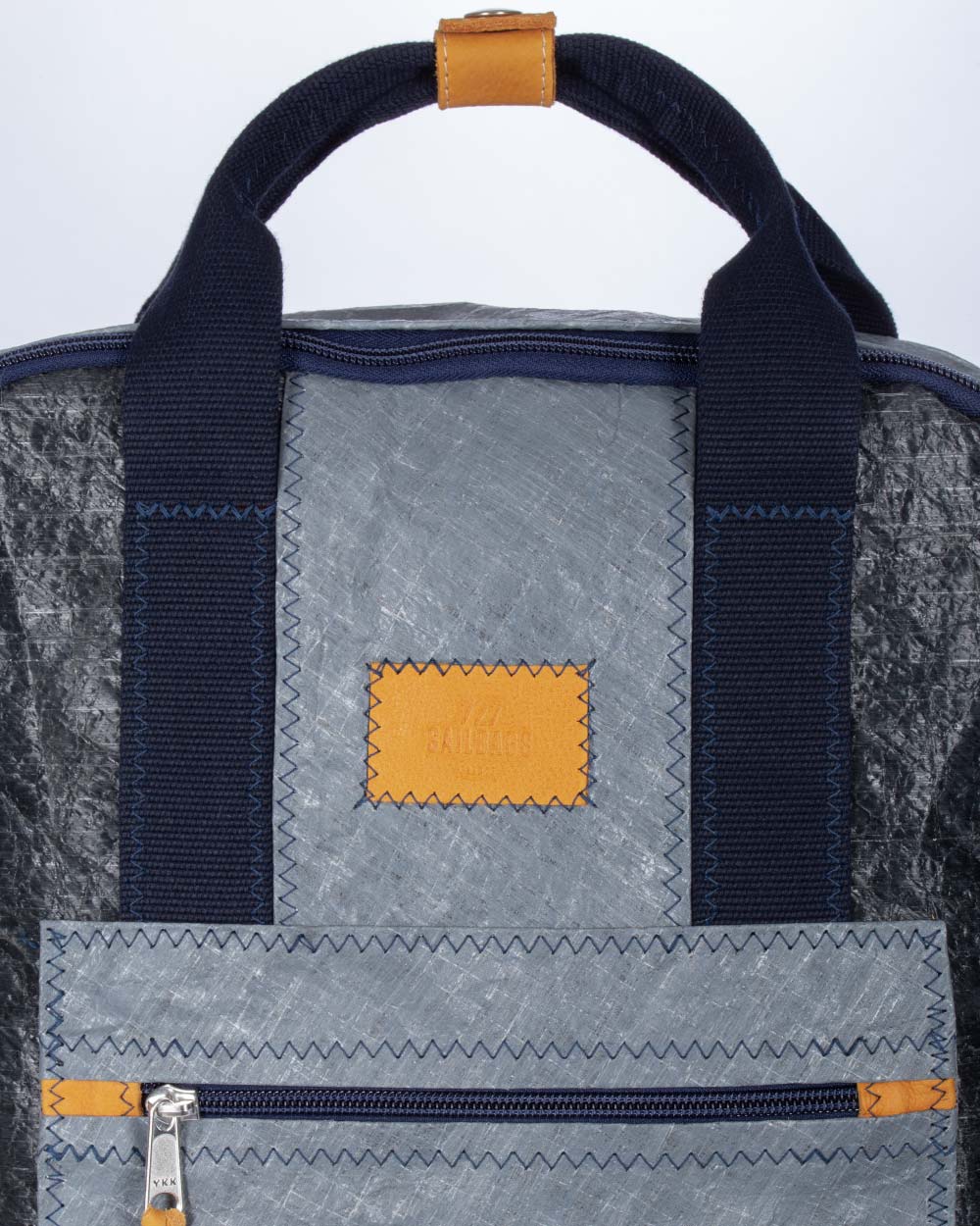 Rucksack "Wally" by 727 Sailbags / Segeltuch schwarz grau / Boden navy