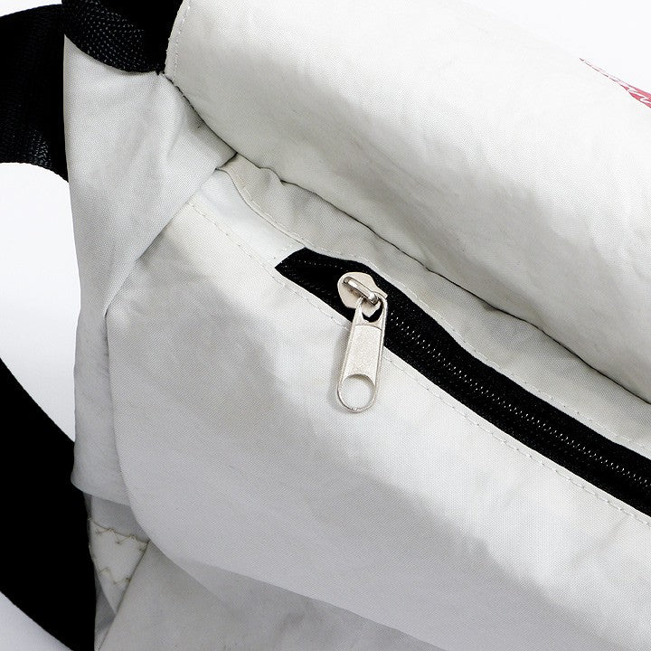 Laptoptasche,weiss,schwarz/grau, Zahl grau, Gurt grau
