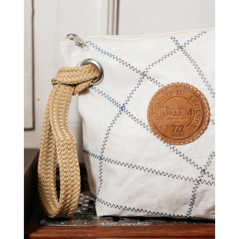 Kosmetiktasche "Die Midinette" by 727 Sailbags / Segeltuch Belem