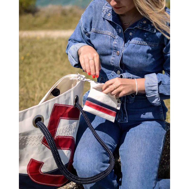Damen Handtasche "Sandy" by 727 Sailbags / Segeltuch weiß / Boden navy / Motiv 5 rot