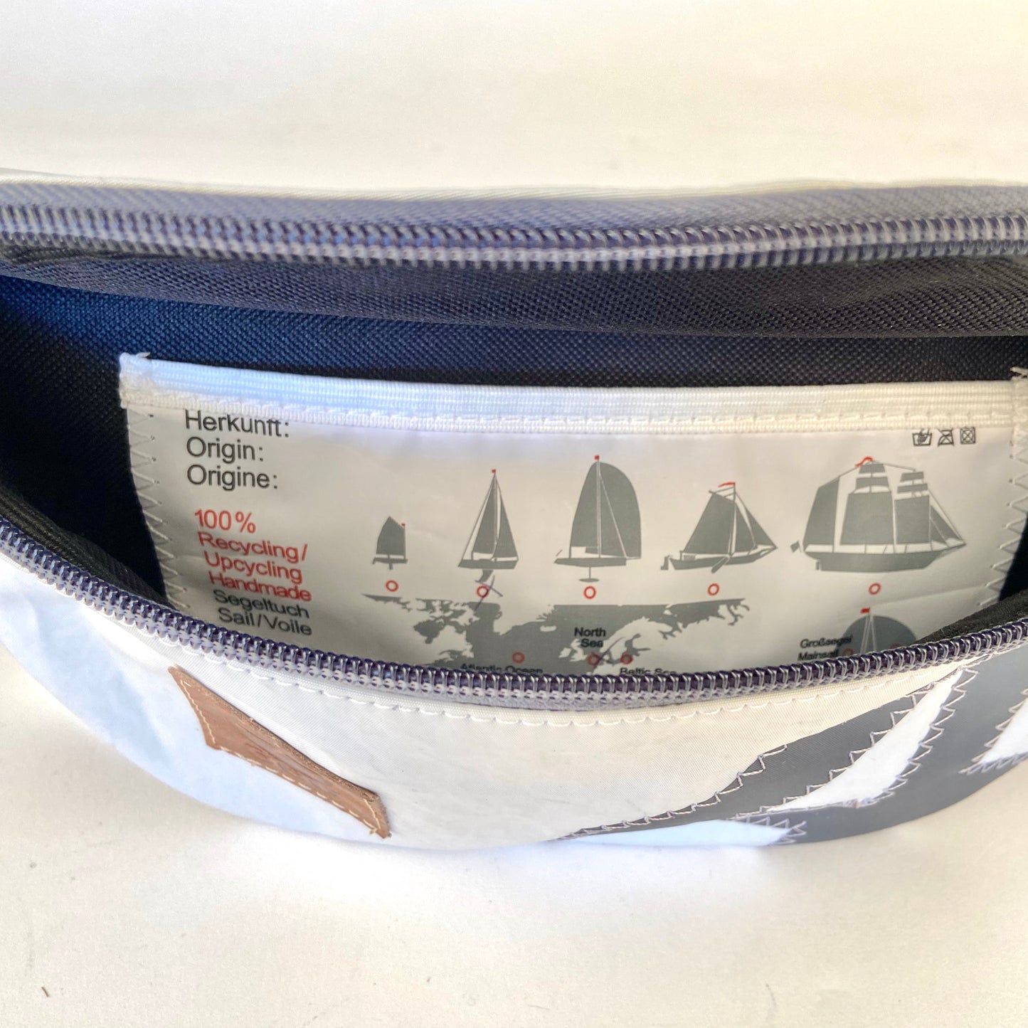 Bauchtasche 360 Grad "Knoten" / Segeltuch weiß rot pink / Motiv WEEL Kollektion