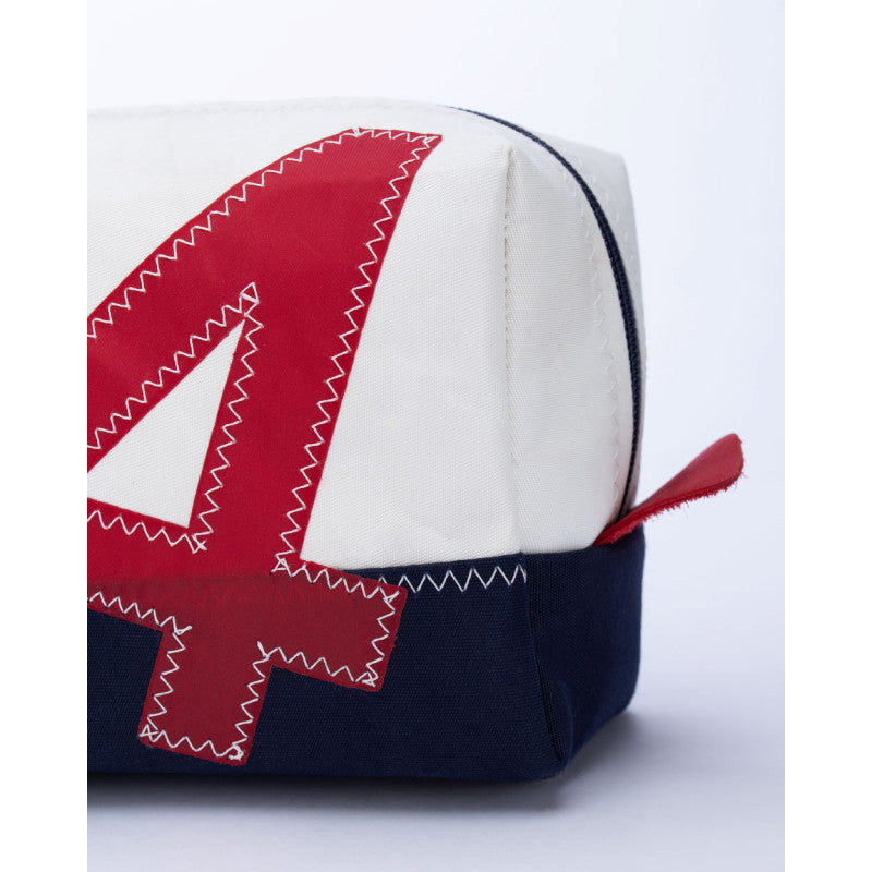 Kulturbeutel "Windy" by 727 Sailbags / Segeltuch marineblau rot / Motiv 4 rot