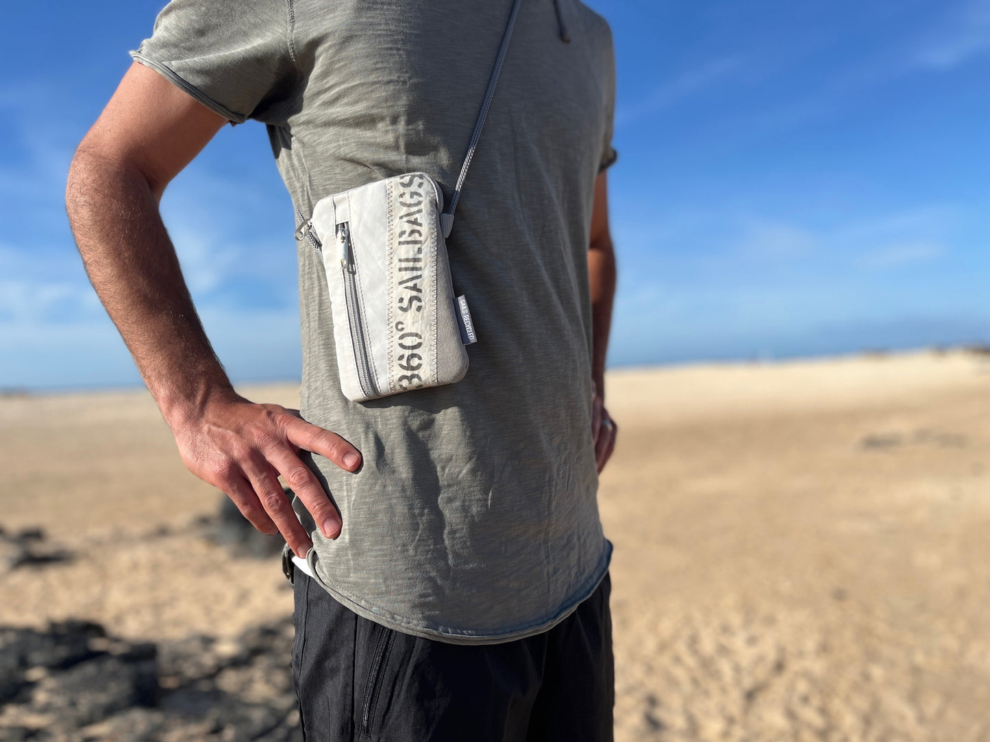Handytasche 360 Grad "Nautik Lütt" / Segeltuch weiß / Motiv Stencil