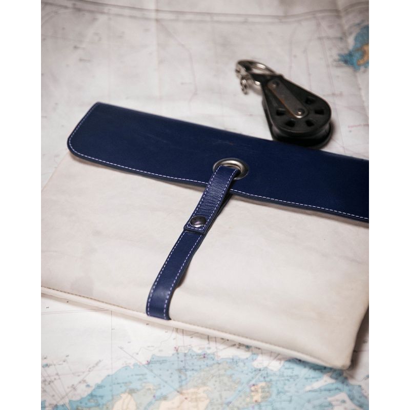 Businesstasche "[Modell]" by 727 Sailbags / Leder marineblau