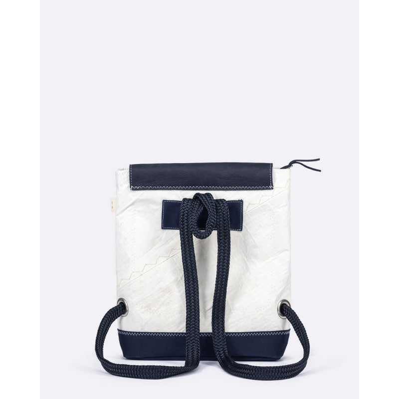 Rucksack "Odyssey" by 727 Sailbags / Segeltuch weiß navy / Motiv 4 blau