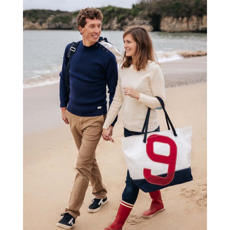 Damen Reisetasche "Carla" by 727 Sailbags / Segeltuch weiß / Boden navy / Motiv 9 rot